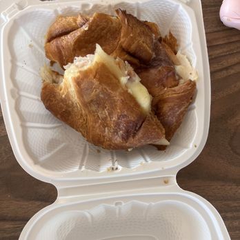World Traveler Coffee Roasters - Turkey bacon & cheese croissant sandwich - Coffee & Tea Near Me - Folsom, California World Traveler Coffee Roasters - Turkey bacon & cheese croissant sandwich - Coffee & Tea Near Me - Folsom, California