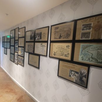Drakes - Interior - New American Near Me - San Carlos, California