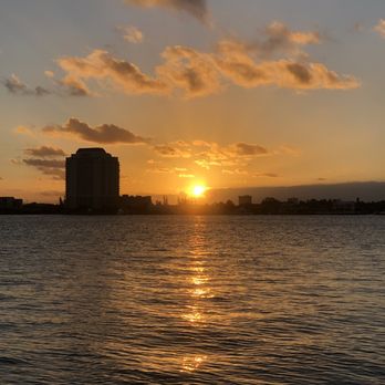 iPaddleMiami - Sunset from Island. - Paddleboarding Near Me - Miami, Florida iPaddleMiami - Sunset from Island. - Paddleboarding Near Me - Miami, Florida