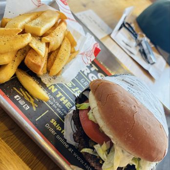 Fatburger & Buffalo's Express - King Burger & Fat Fries - Burgers Near Me - Pasadena, California