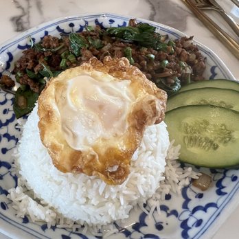Kin Dee - Thai basil chicken with egg $17 - Thai Near Me - Houston, Texas Kin Dee - Thai basil chicken with egg $17 - Thai Near Me - Houston, Texas