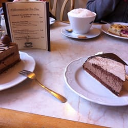 Konditorei & Cafe Brüheim - Nougat und Mousse Chocolat - Torten