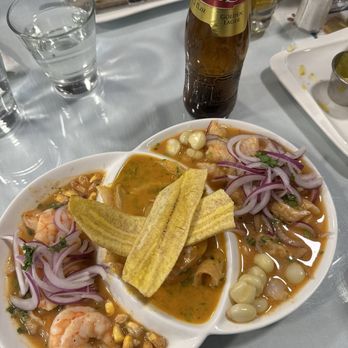 Emelina's Peruvian Restaurant - Combo my favorito! - Peruvian Near Me - San Carlos, California Emelina's Peruvian Restaurant - Combo my favorito! - Peruvian Near Me - San Carlos, California