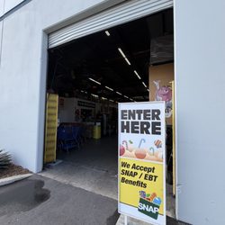Wholesale Candy World - Entryway