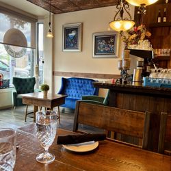La Casa Toscana - The ambiance is very nice.