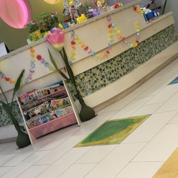 Teeth 4 Kids Children Dentistry - Front desk - Pediatric Dentists Near Me - Diamond Bar, California