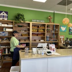 Talbot House Bakery & Cafe - Front counter