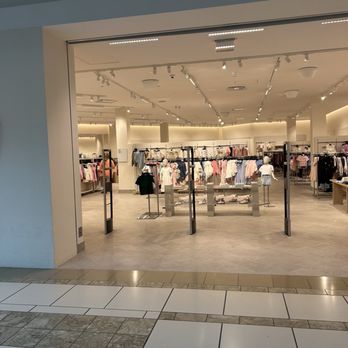 H&M - Men's Clothing Near Me - Tampa, Florida H&M - Men's Clothing Near Me - Tampa, Florida