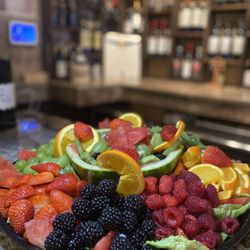Michaelangelo's - Fresh Fruit