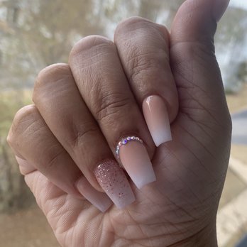 Karina's Nail - Karina's Nails -Nail Tech Angie - Nail Salons Near Me - Memphis, Tennessee