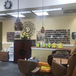 Studio 1 Nails & Spa - Back of salon