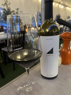 Bricco Cucina & Wine Bar by null