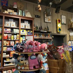 Cracker Barrel Old Country Store