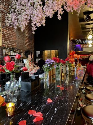 Leda's Cocktail Lounge by null