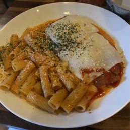 Classic Chicken Parmigiana Classic Chicken Parmigiana
