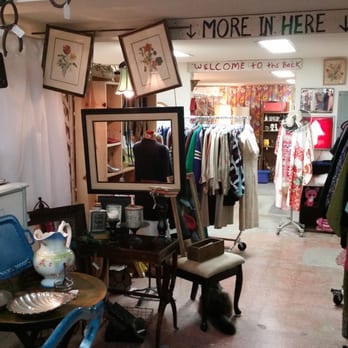 Long Beach Vintage ETC - More clothes, tables, mirrors... ETC! - Antiques Near Me - Long Beach, California Long Beach Vintage ETC - More clothes, tables, mirrors... ETC! - Antiques Near Me - Long Beach, California