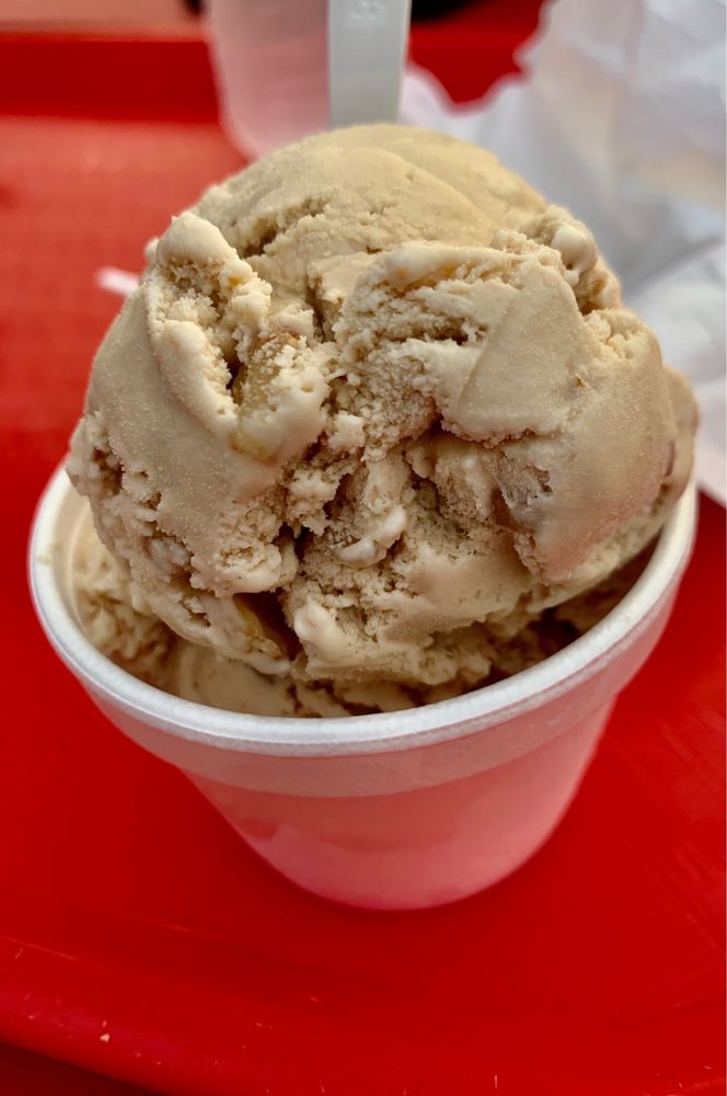 Jessica's Garden Lobster & Ice cream shack and Mulch Delivery