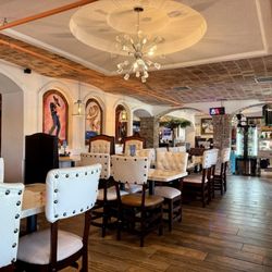 Pedro's Tacos & Tequila Bar - Gulf Breeze - Interior