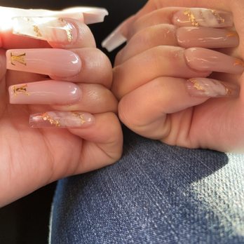 Deluxe Nails and Lashes - Nail Salons Near Me - Scottsdale, Arizona