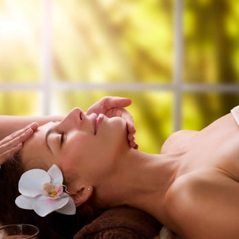 J-Len Spa - Get a Refreshing and Rejuvenating Facial at J-Len Spa. - Waxing Near Me - Gilbert, Arizona J-Len Spa - Get a Refreshing and Rejuvenating Facial at J-Len Spa. - Waxing Near Me - Gilbert, Arizona