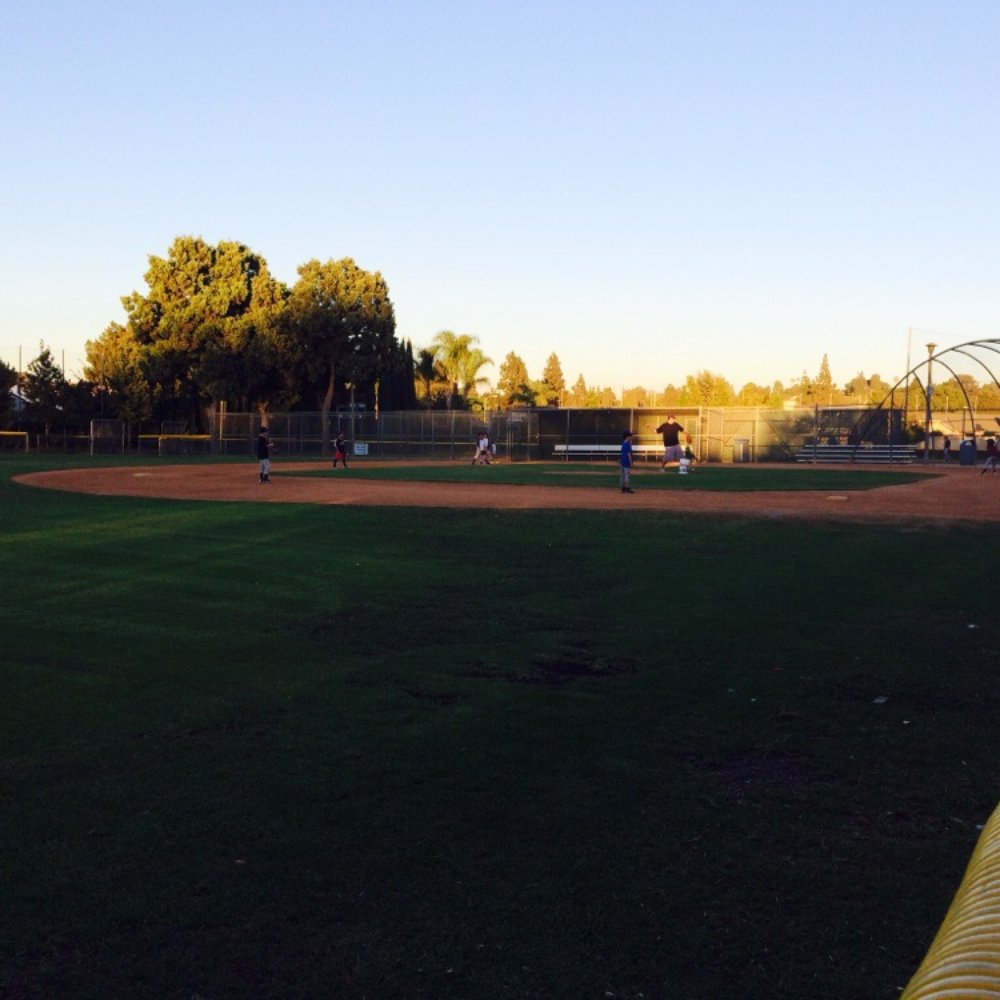 Olive Park - Pinto field - Parks Near Me - Orange, California Olive Park - Pinto field - Parks Near Me - Orange, California