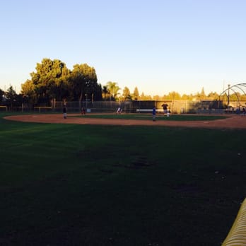 Olive Park - Pinto field - Parks Near Me - Orange, California Olive Park - Pinto field - Parks Near Me - Orange, California