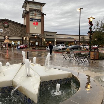 Allen Premium Outlets - Shopping Centers Near Me - Allen, Texas Allen Premium Outlets - Shopping Centers Near Me - Allen, Texas