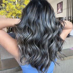 The Studio Hue Salon: Aveda