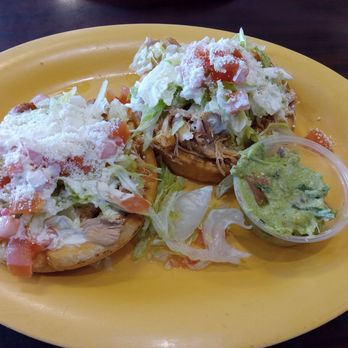 Pollos El Compa - Dry chewy chicken sopes.  Disappointing. - Mexican Near Me - Apple Valley, California