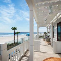 Shore House at The Del, Curio Collection by Hilton - Guest room