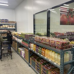 US Foods CHEF'STORE - Chilled produce room- less than 40 degrees