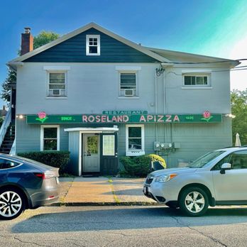 Roseland Apizza - The front of the building - Pizza Near Me - Derby, Connecticut