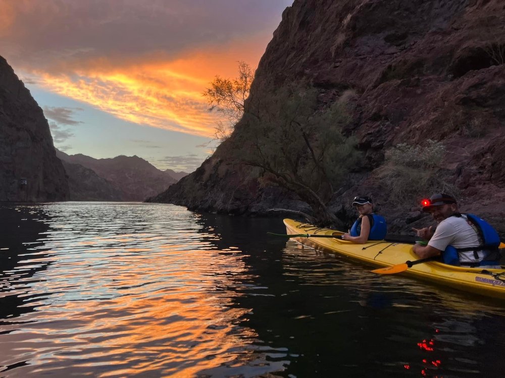 Venture Out Vegas Logo