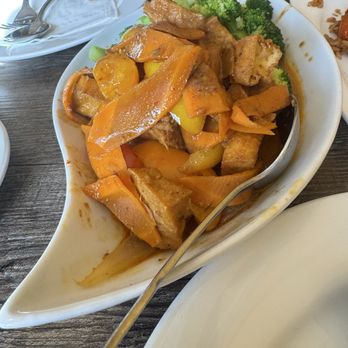 White Lotus Thai Cuisine - Panang Curry - Thai Near Me - Albany, California White Lotus Thai Cuisine - Panang Curry - Thai Near Me - Albany, California