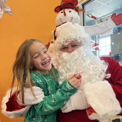 American Family Fitness Midlothian - Santa visit to the KidZone