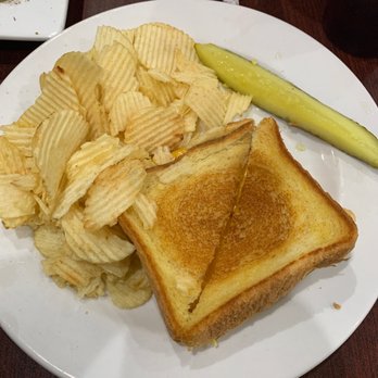 Bagley's Grill - Grilled Cheese - New American Near Me - Middleburg Heights, Ohio