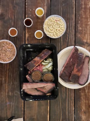 Matt's BBQ by null