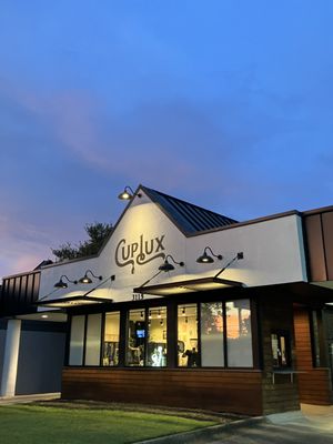 CupLux Coffee Drive-Thru by null