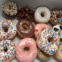 TGTG surprise bag 4/2026: baker's dozen