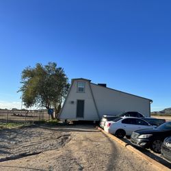 Arizona Soaring - The office and classrooms building.