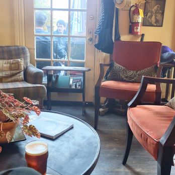 Schmidt's Pub - Armchairs by the fire - Tobacco Shops Near Me - Albany, California