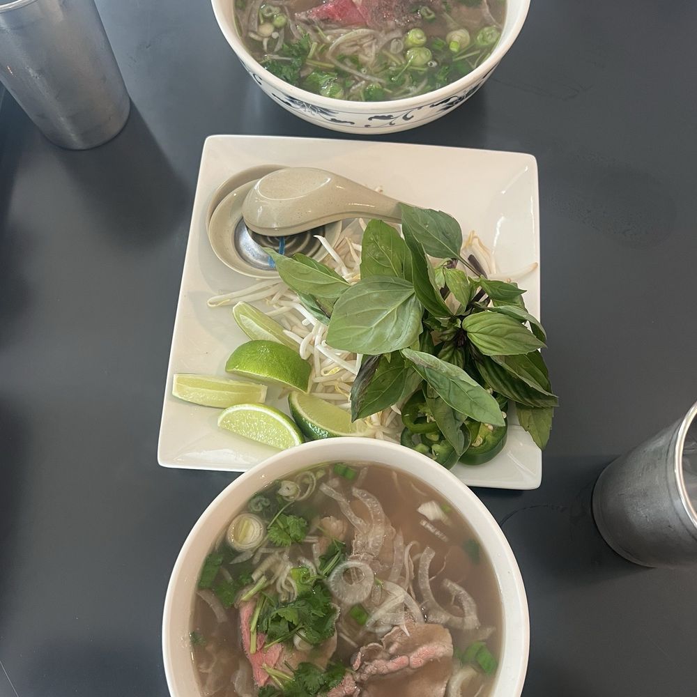 Combination pho Combination pho