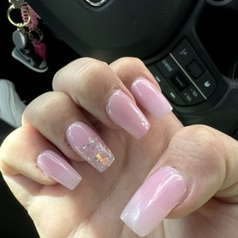 The Nail Lounge - Nail Salons Near Me - College Station, Texas