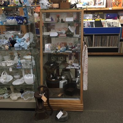 Vermont Antique Mall by null