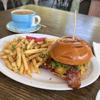 Wild Oak Cafe - Cafes Near Me - Glendale, California