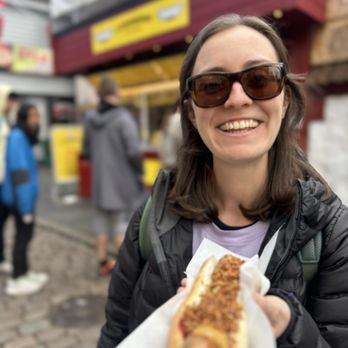 Trekroneren - Reindeer hot dog - Hot Dogs Near Me - Bergen, 12