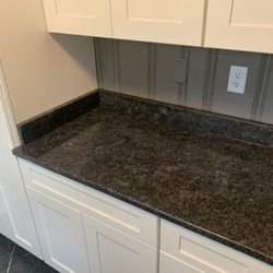 NextDay Cabinets - Richmond Showroom - Rental home