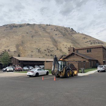 Elk Country Inn - Hotels Near Me - Jackson, Wyoming Elk Country Inn - Hotels Near Me - Jackson, Wyoming