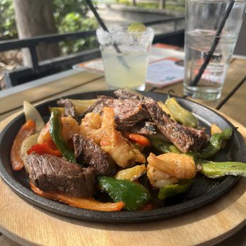 Agua 301 - Steak Fajitas Shrimp Fajitas - Mexican Near Me - Washington, DC, District of Columbia