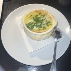 Cafe Premiata - WORST FRENCH ONION SOUP I EVER HAD TERRIBLE!